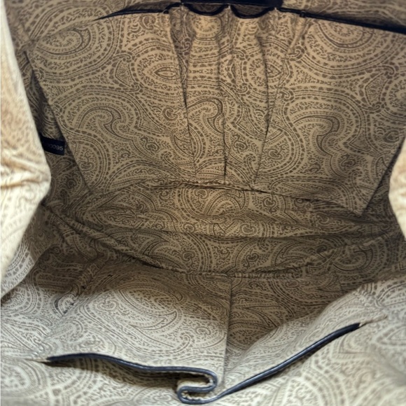 HOBO International Black Vintage leather Kisslock Wristlet Handbag - Picture 4 of 7